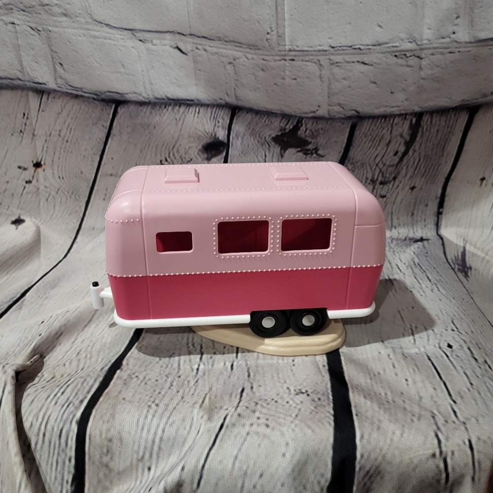 TARGET BULLSEYE LIGHT UP AIR STREAM CAMPER NWT